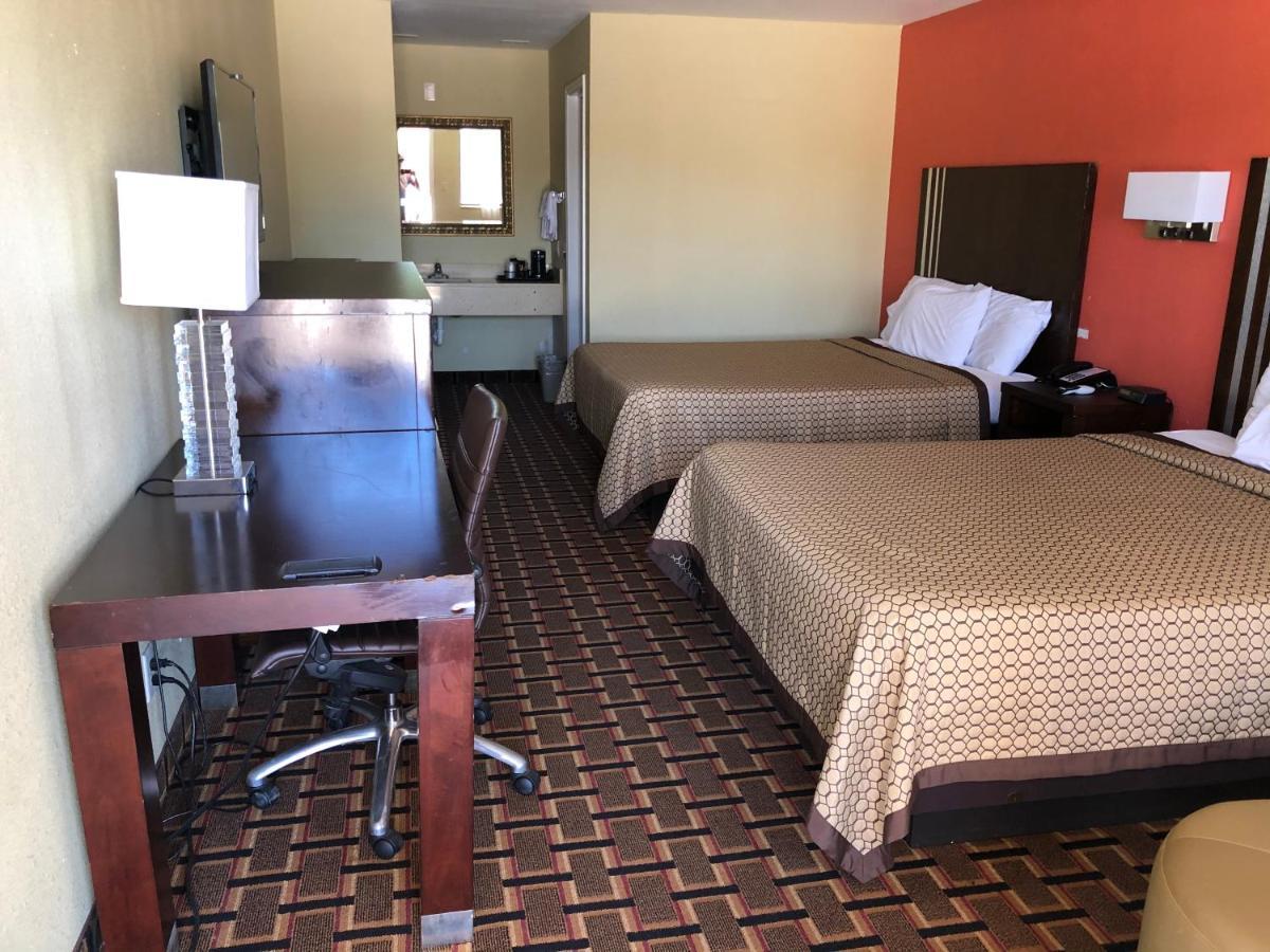 La Grange Executive Inn And Suites Luaran gambar