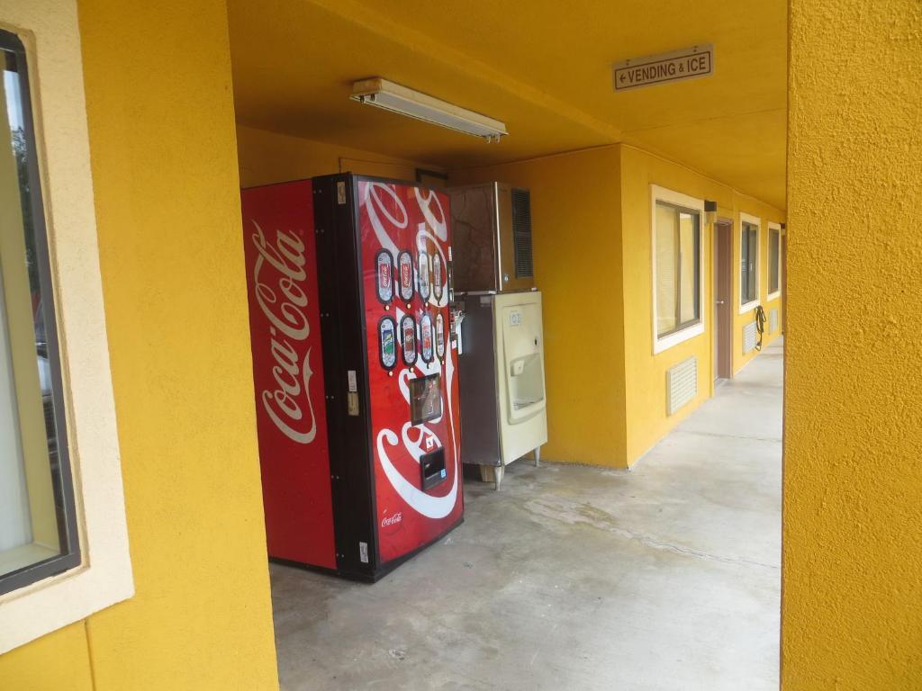 La Grange Executive Inn And Suites Luaran gambar